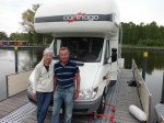 Monika und Klaus mit Ihrem Carthago Wohnmobil auf dem freecamper